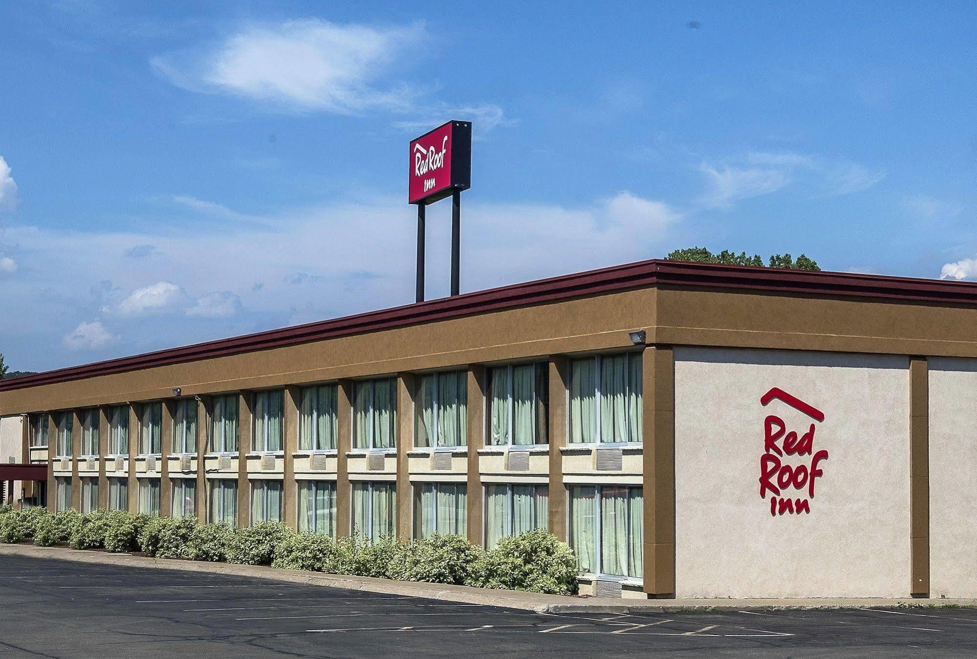 Red Roof Inn Cortland Exterior photo